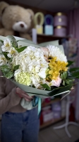 Букет в зелёных тонах Florseason