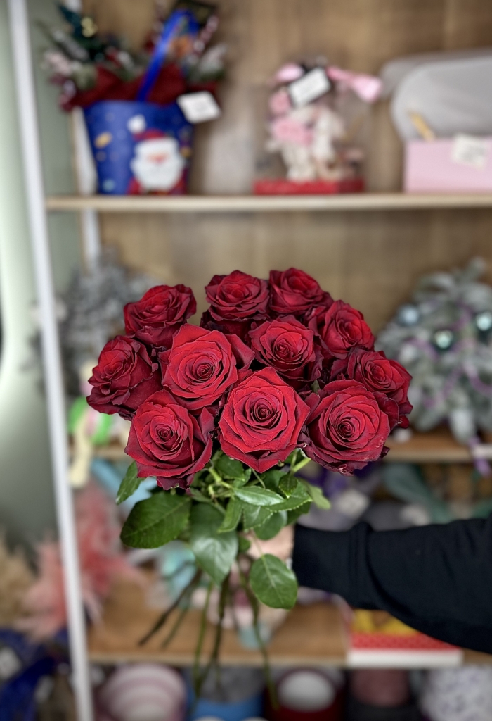 Монобукет из красных роз Florseason