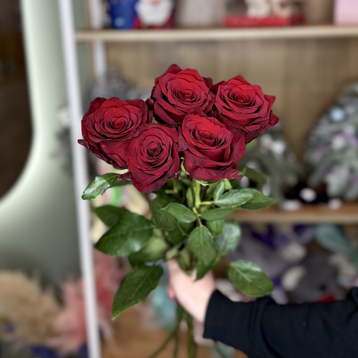 Монобукет из красных роз Florseason