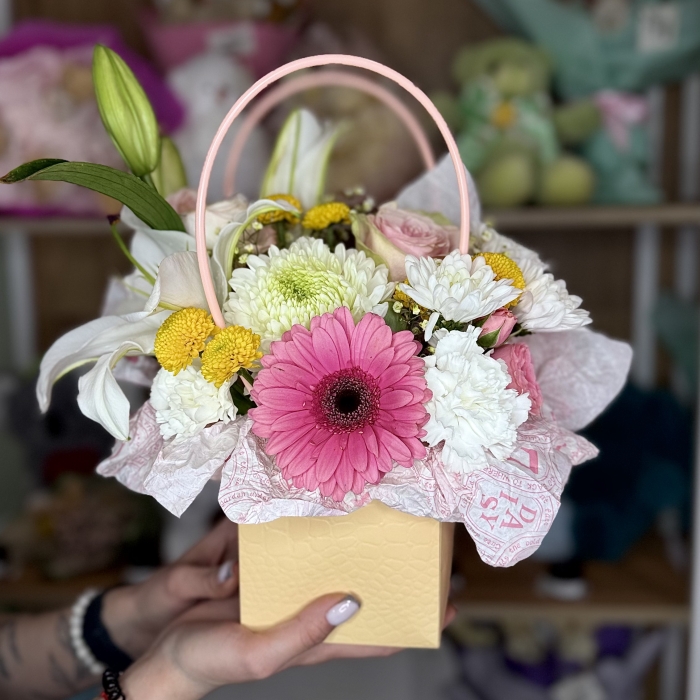 Композиция с Лилией Florseason